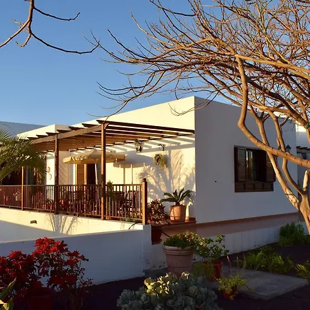 Casa Lava Semesterbostad *